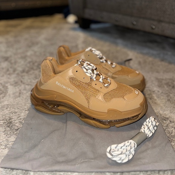 Balenciaga Triple S Sneakers Tan Brown Size 43 / US 9 – Like New w/ Dust Bag & E - Picture 1 of 4
